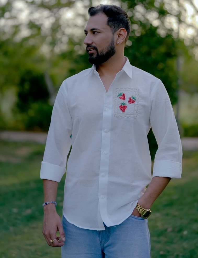 Berry Greetings — handcrafted Shirt by GRAA