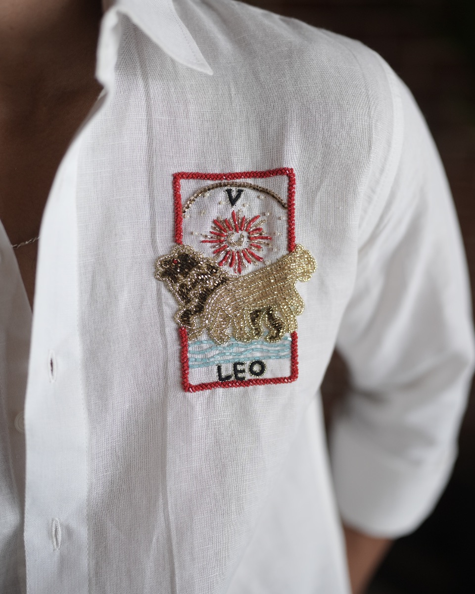 Golden Leo — view 2